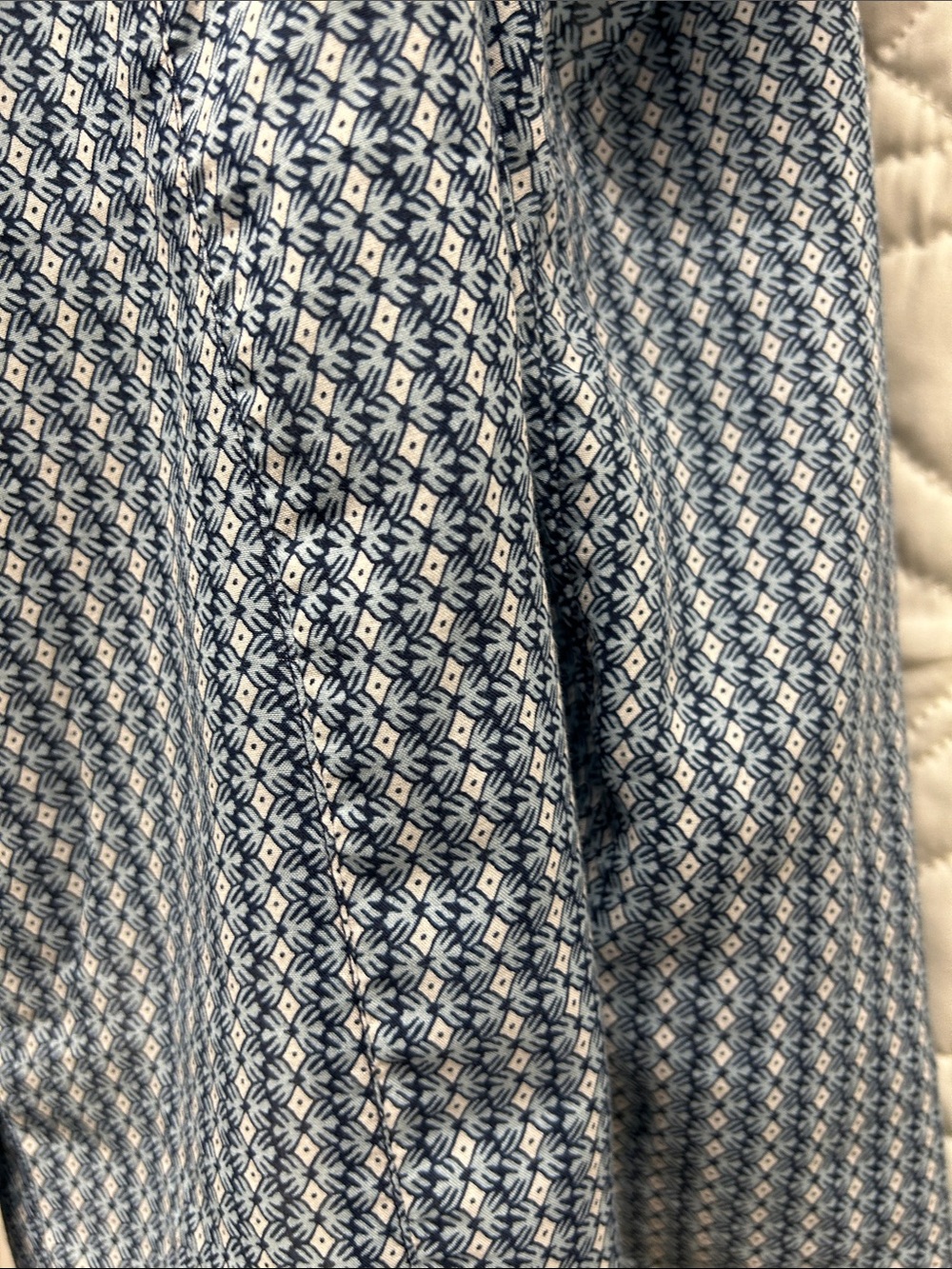 Vineyard Vines Blue Printed Ruffle-Sleeve Button Top - Picture 6 of 12
